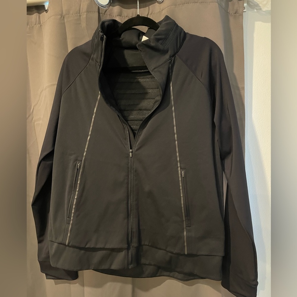 Women’s Under Armor running jacket NWT